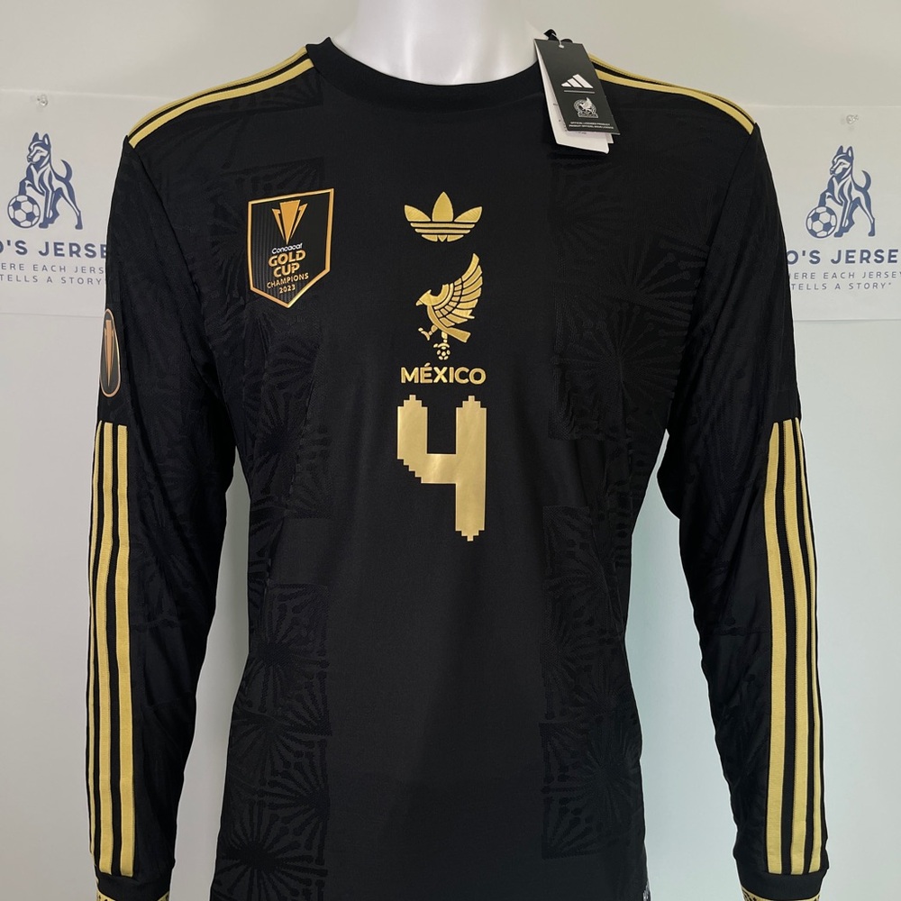 Adidas Men's Black and Gold Long Sleeve Jersey